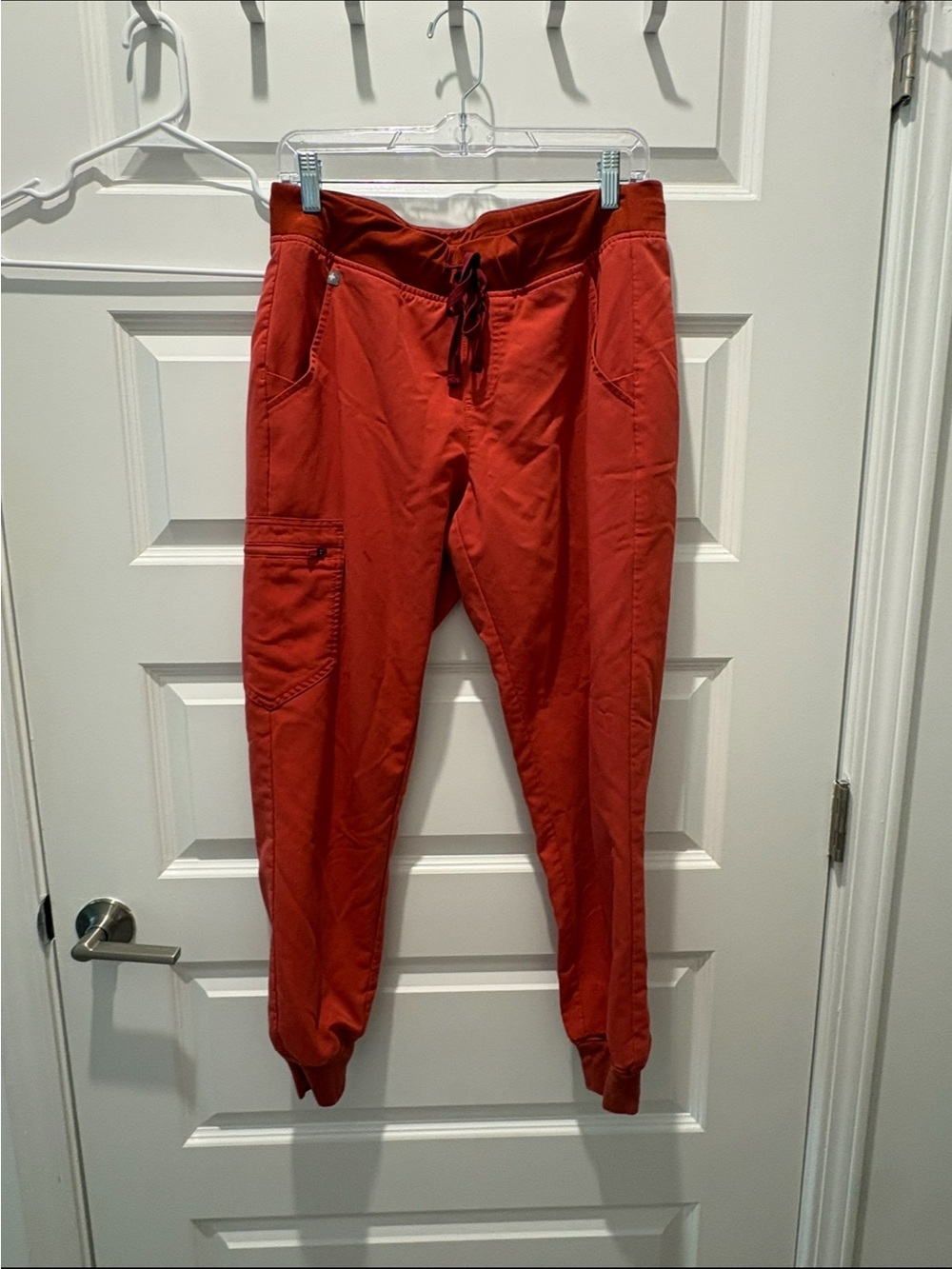 Figs Women's Rust Red Drawstring Jogger Pants